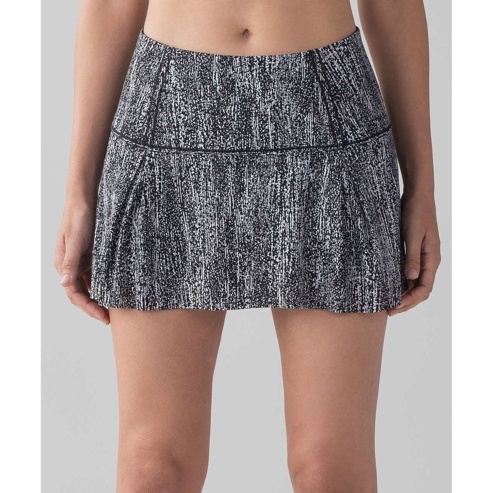Lululemon Lost In Pace Skirt Size 10 Air Time White Black Luxtreme Skort Tennis